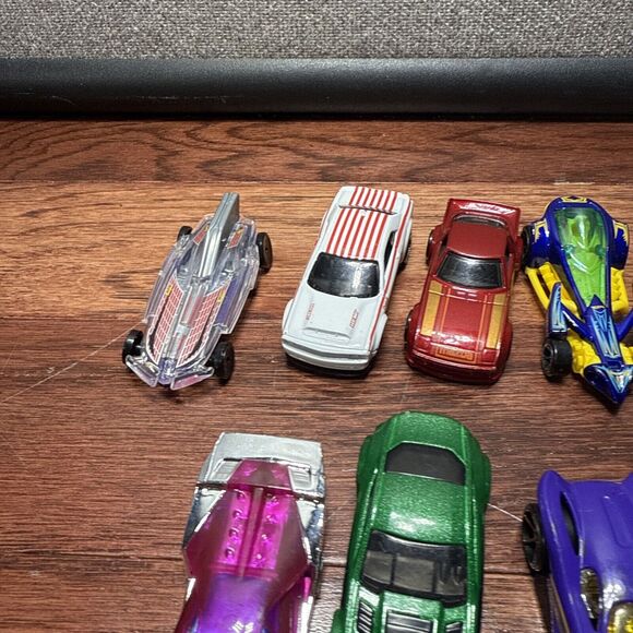 Lot of 9 - Mattel Hot Wheels Diecast Vehicle Cars Loose - Picture 2 of 12